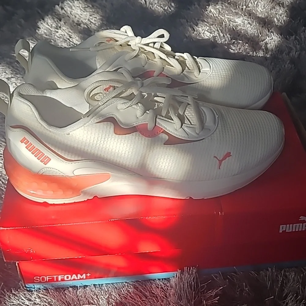 Puma Sneakers - Picture 4 of 5